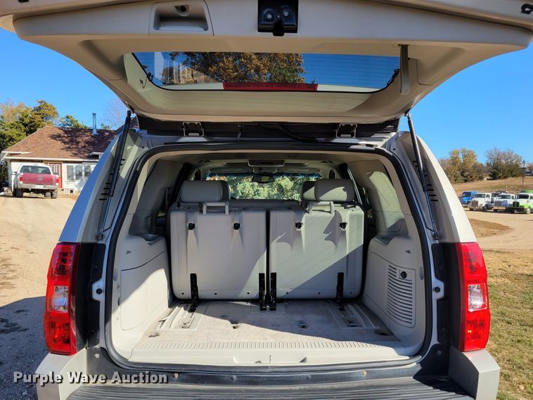 image for item JY9985 2008 Chevrolet Tahoe Hybrid  SUV