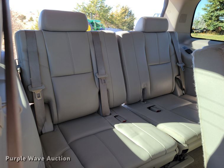 image for item JY9985 2008 Chevrolet Tahoe Hybrid  SUV