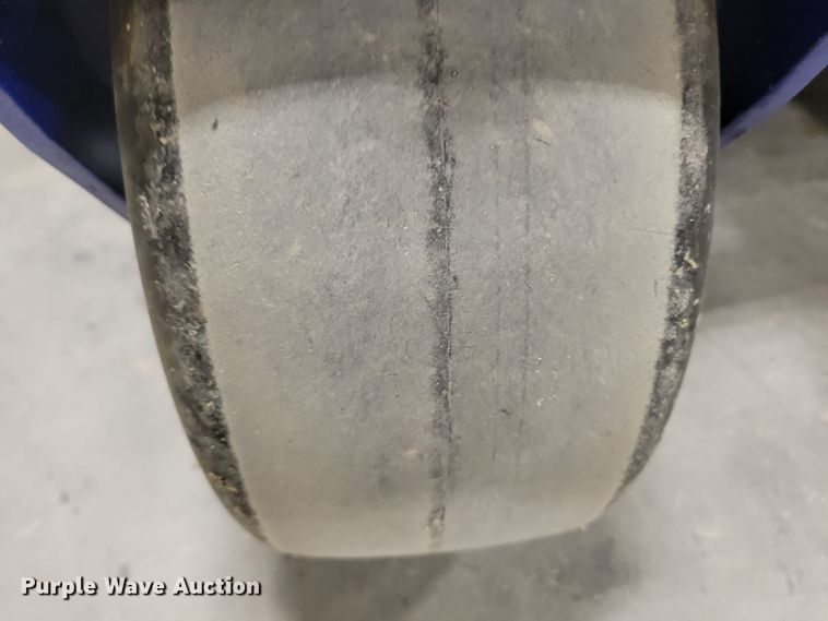 image for item JY9988 2013 Dixon Ultra 52  ZTR lawn mower