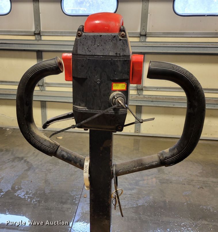 image for item JY9989 2010  pallet jack