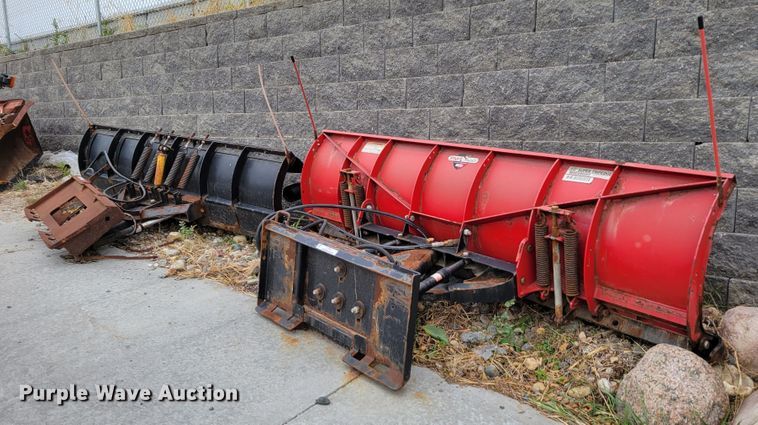 image for item JY9991 (2) Boss skid steer snow plows