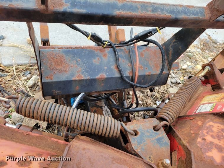 image for item JY9992 (2) Boss 90"W snow plows