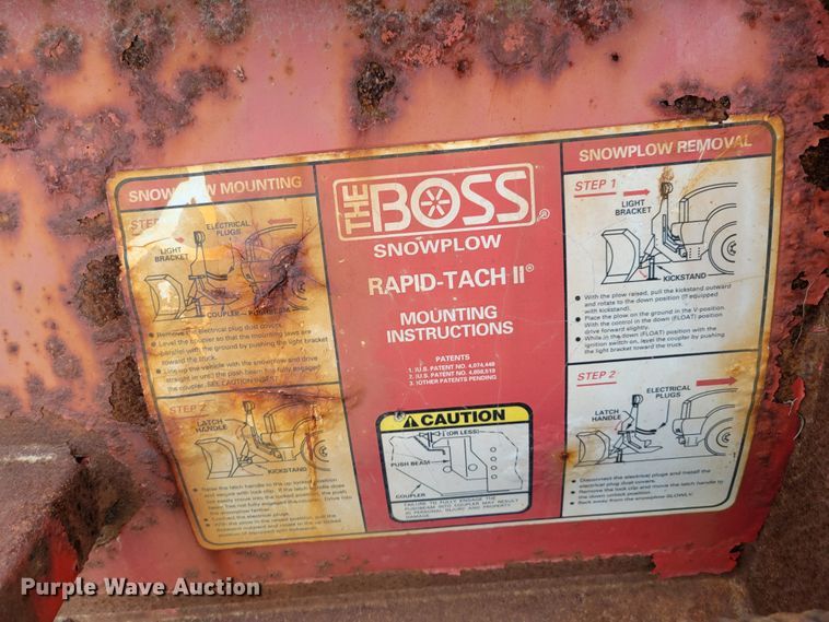 image for item JY9992 (2) Boss 90"W snow plows