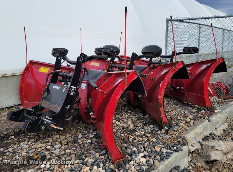 image for item JY9994 (3) Boss SmartShield Power-V XT snow plows