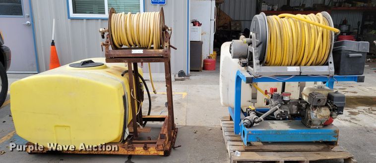 image for item JY9996 (2) sprayers