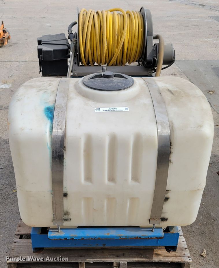 image for item JY9996 (2) sprayers