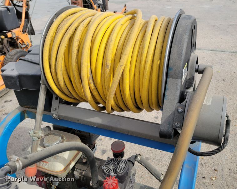 image for item JY9996 (2) sprayers