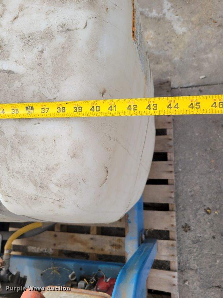 image for item JY9996 (2) sprayers