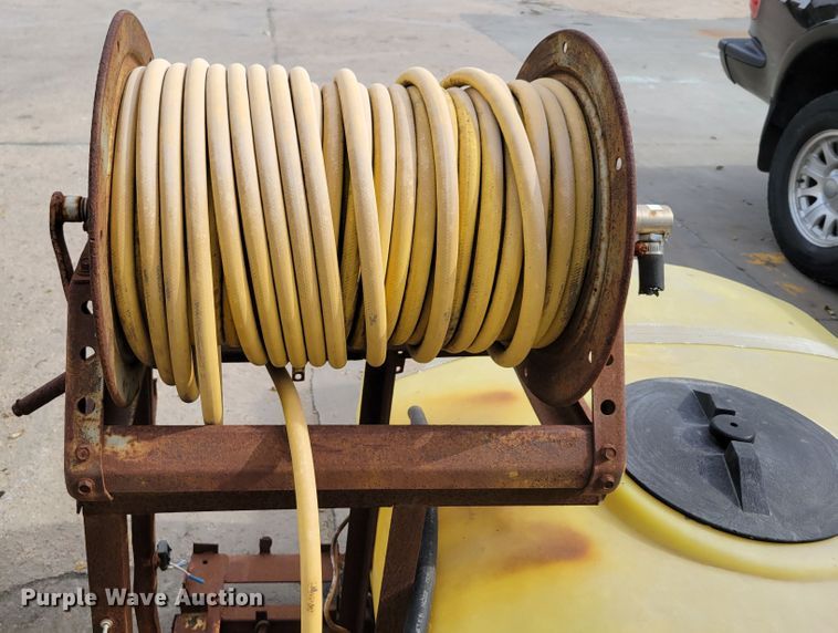 image for item JY9996 (2) sprayers