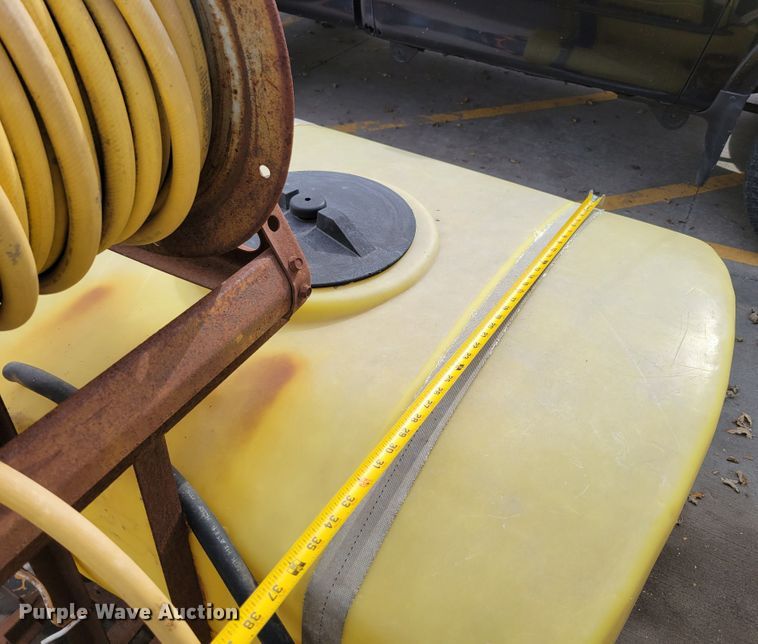 image for item JY9996 (2) sprayers