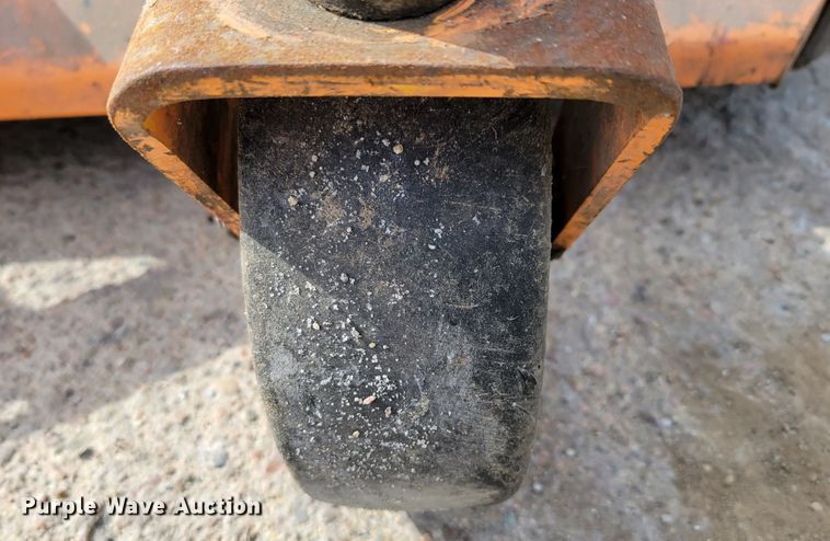 image for item JY9998 (2) Scag ZTR lawn mowers