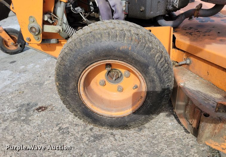 image for item JY9998 (2) Scag ZTR lawn mowers