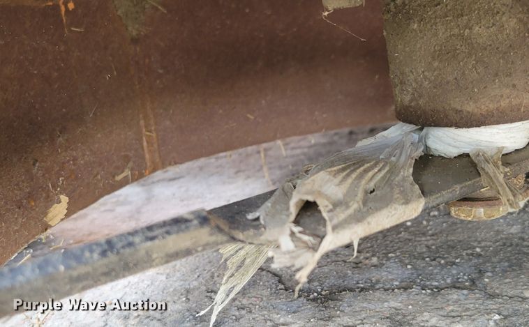 image for item JY9998 (2) Scag ZTR lawn mowers