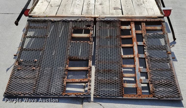 image for item JY9999 1999 Neal Manufacturing  utility trailer