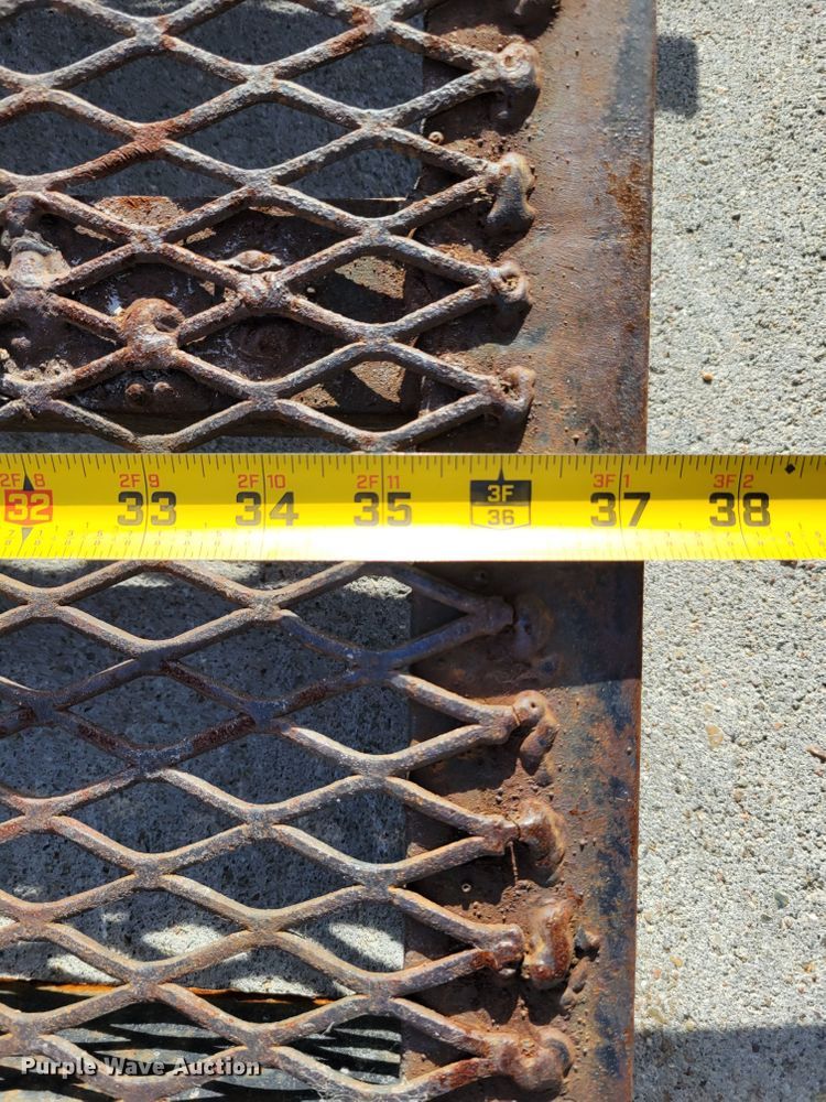 image for item JY9999 1999 Neal Manufacturing  utility trailer