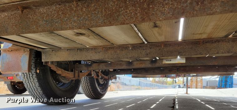 image for item JY9999 1999 Neal Manufacturing  utility trailer