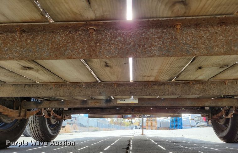 image for item JY9999 1999 Neal Manufacturing  utility trailer