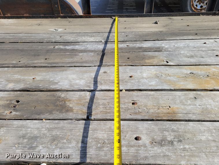 image for item JY9999 1999 Neal Manufacturing  utility trailer