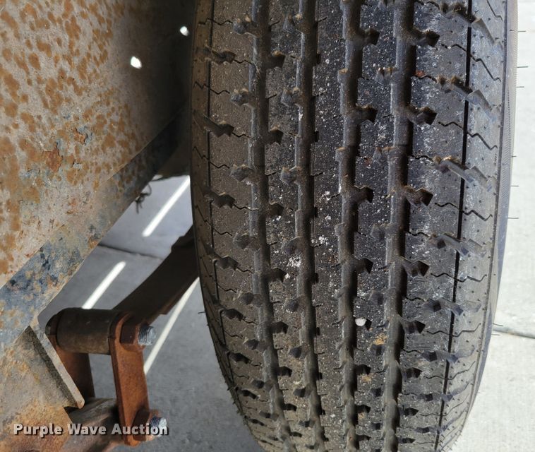 image for item JY9999 1999 Neal Manufacturing  utility trailer