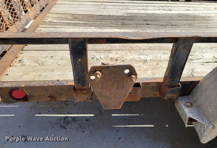 image for item JZ9001 2014 PJ U71  utility trailer