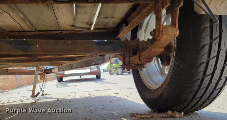 image for item JZ9001 2014 PJ U71  utility trailer