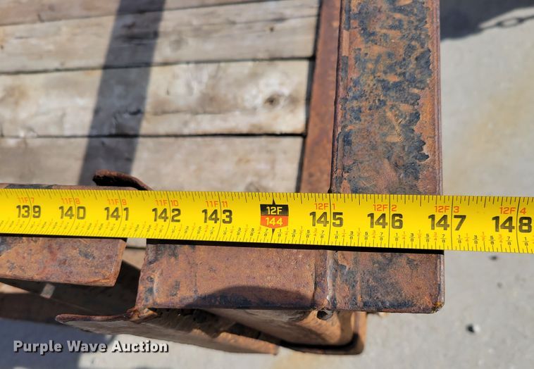 image for item JZ9001 2014 PJ U71  utility trailer