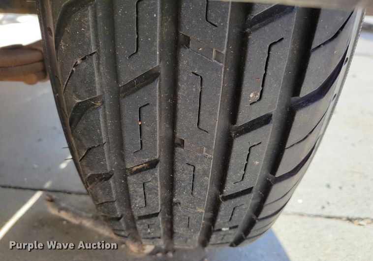 image for item JZ9001 2014 PJ U71  utility trailer