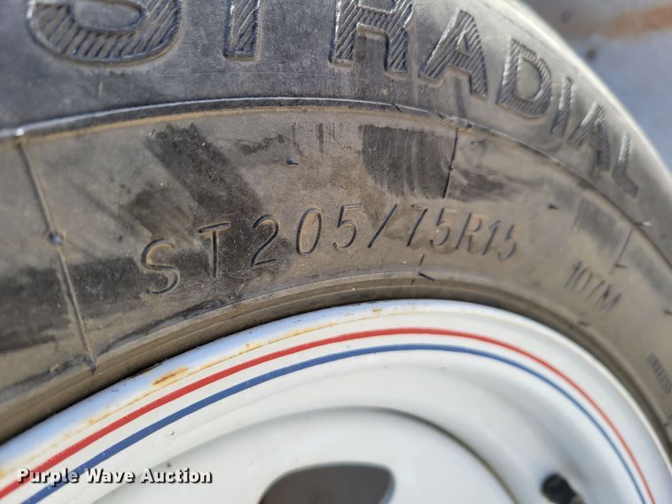 image for item JZ9001 2014 PJ U71  utility trailer