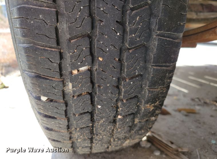 image for item JZ9001 2014 PJ U71  utility trailer