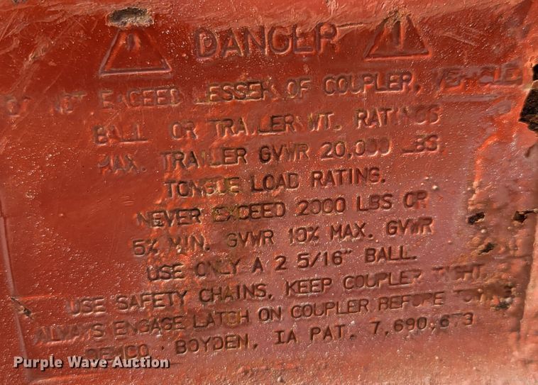 image for item JZ9001 2014 PJ U71  utility trailer