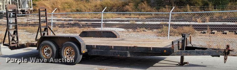 image for item JZ9002 2002 PJ 2600  equipment trailer