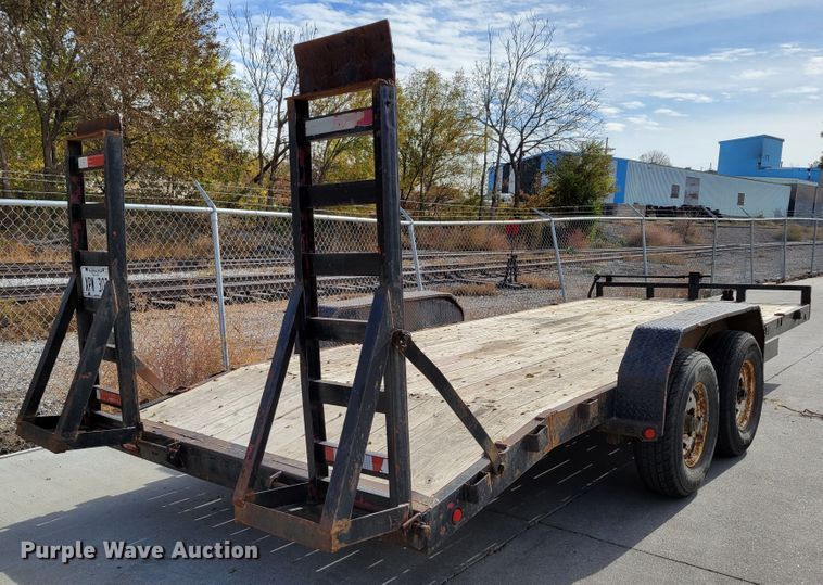 image for item JZ9002 2002 PJ 2600  equipment trailer