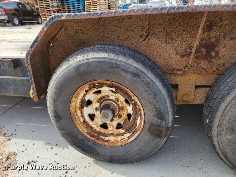 image for item JZ9002 2002 PJ 2600  equipment trailer