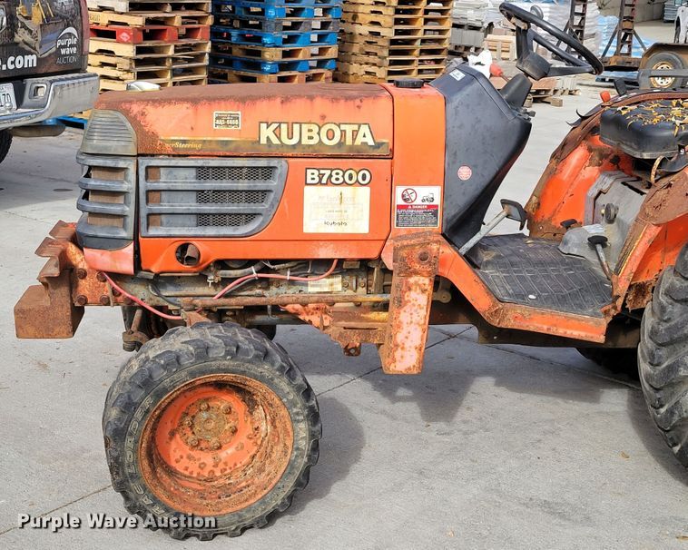image for item JZ9003 Kubota B7800  MFWD tractor