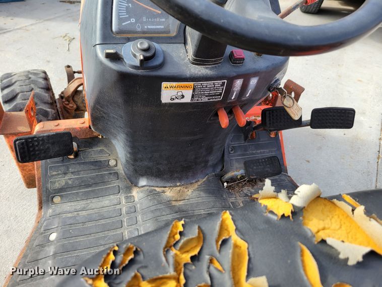 image for item JZ9003 Kubota B7800  MFWD tractor