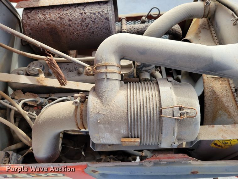 image for item JZ9003 Kubota B7800  MFWD tractor