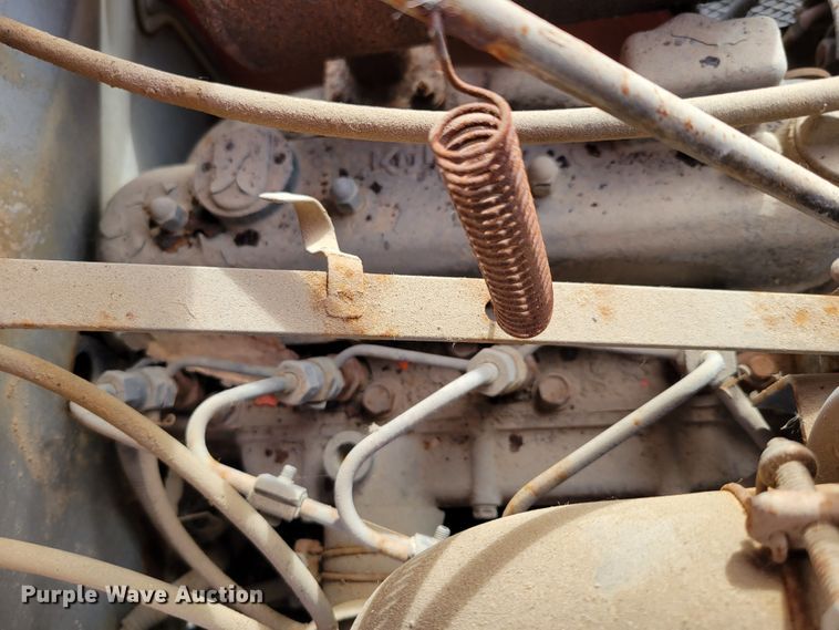 image for item JZ9003 Kubota B7800  MFWD tractor