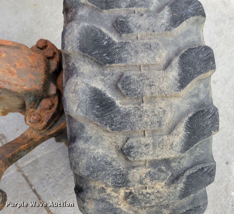 image for item JZ9003 Kubota B7800  MFWD tractor