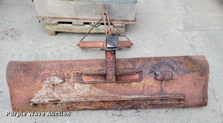 image for item JZ9003 Kubota B7800  MFWD tractor