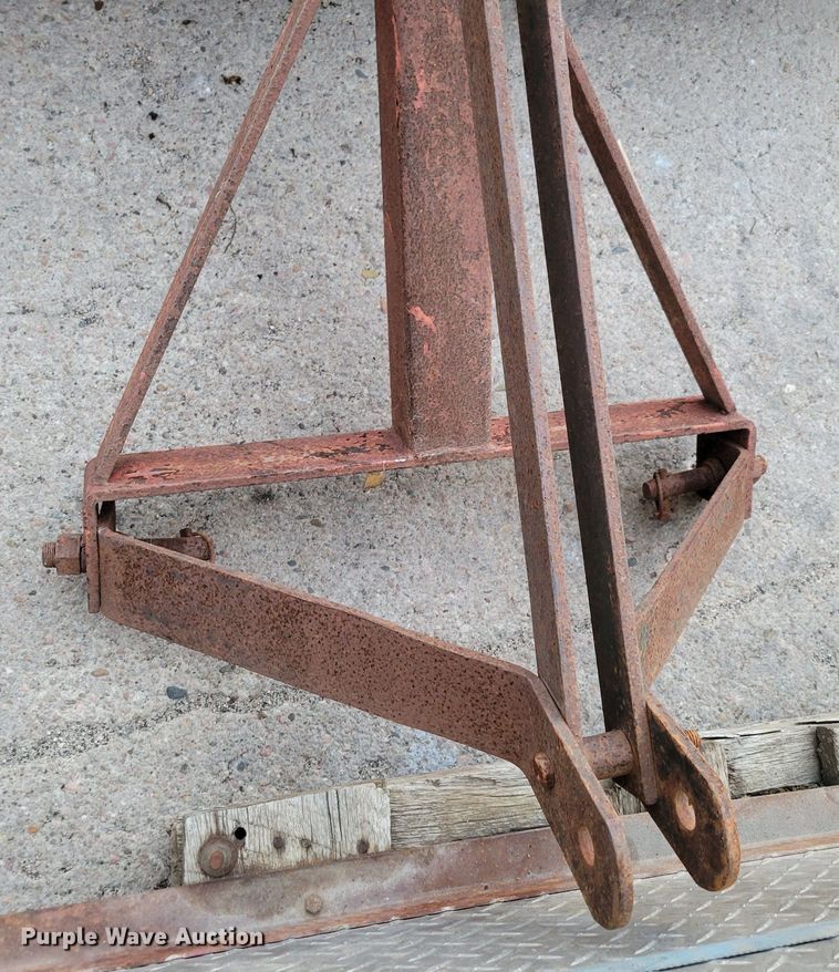 image for item JZ9003 Kubota B7800  MFWD tractor