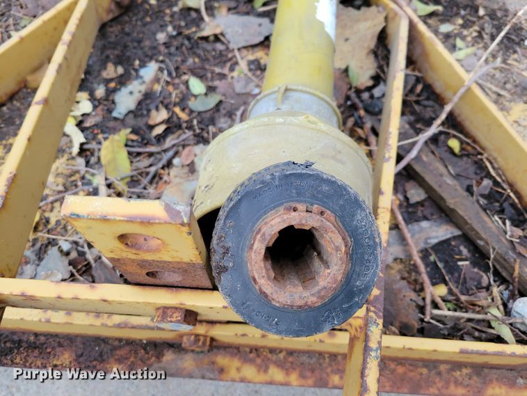 image for item JZ9003 Kubota B7800  MFWD tractor