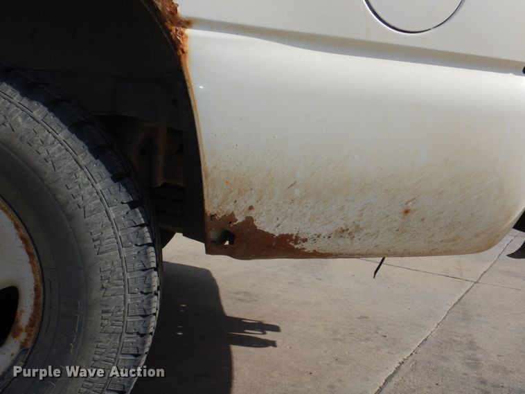 image for item JZ9046 2001 Chevrolet Suburban  SUV