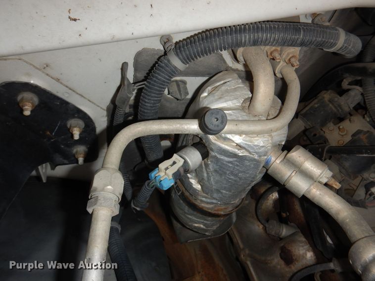 image for item JZ9046 2001 Chevrolet Suburban  SUV