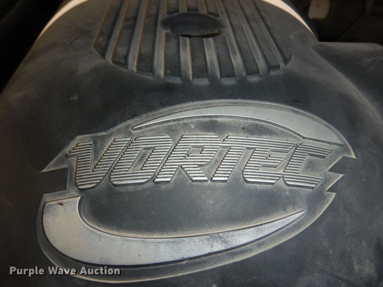 image for item JZ9046 2001 Chevrolet Suburban  SUV