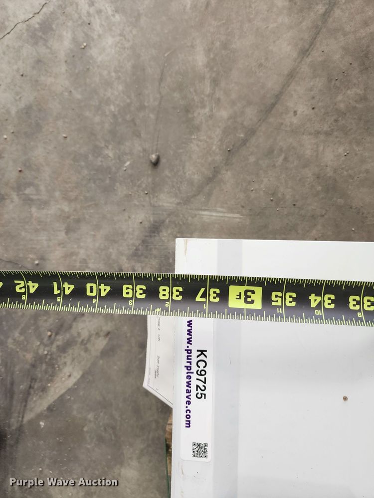 image for item KC9725 (156) sheets of Doerksen Metal Components metal siding/roofing