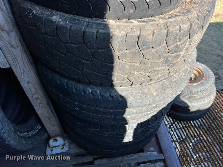 image for item KF9802 Tires