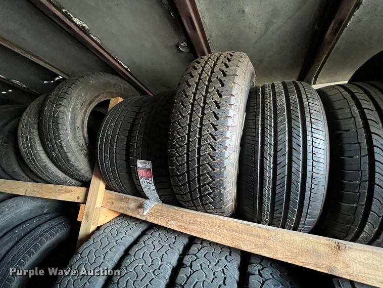 image for item KF9802 Tires