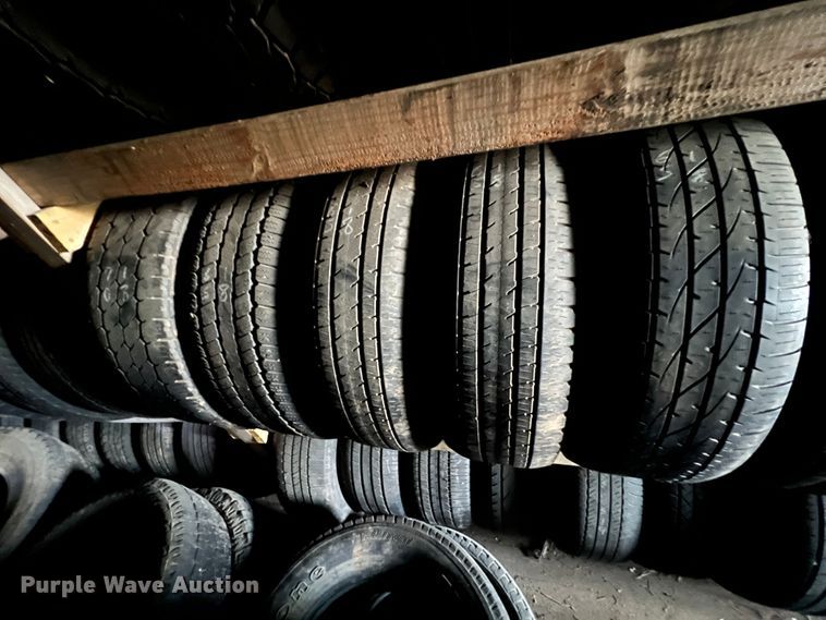 image for item KF9802 Tires