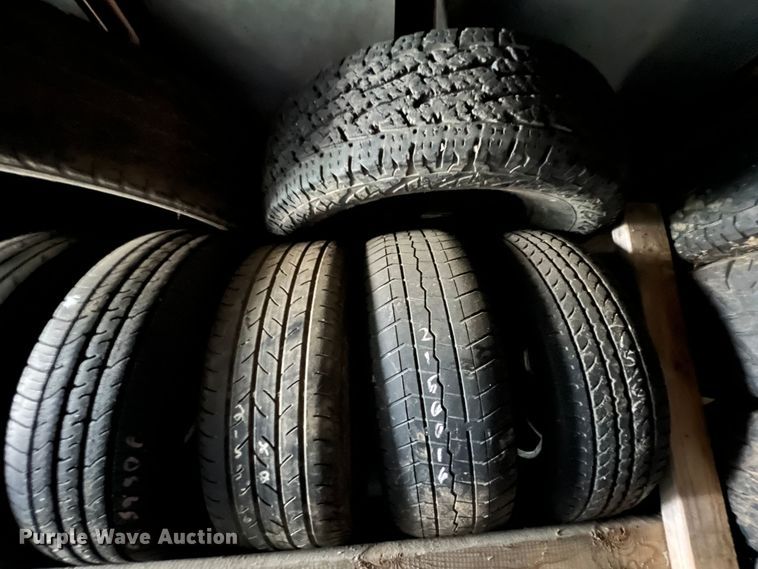 image for item KF9802 Tires
