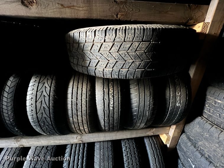 image for item KF9802 Tires